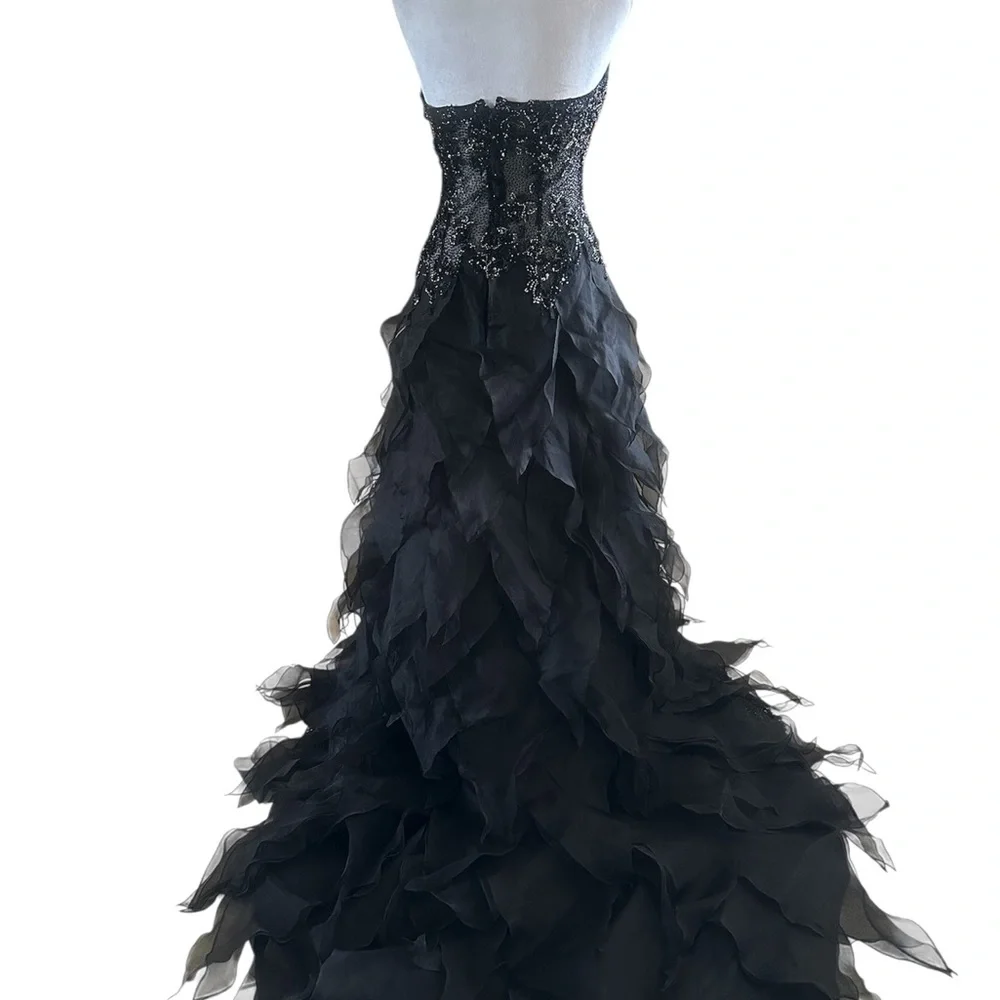 STEPHEN YEARICK Black 100% Silk Beaded Halter Gown Dress Size 6 Couture Pageant - Picture 4 of 17